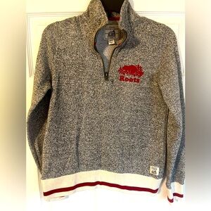 Roots XS sweat shirt Pullover